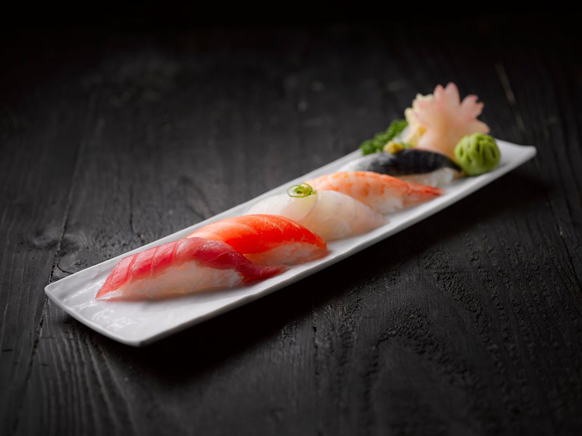 Maki rolls with salmon